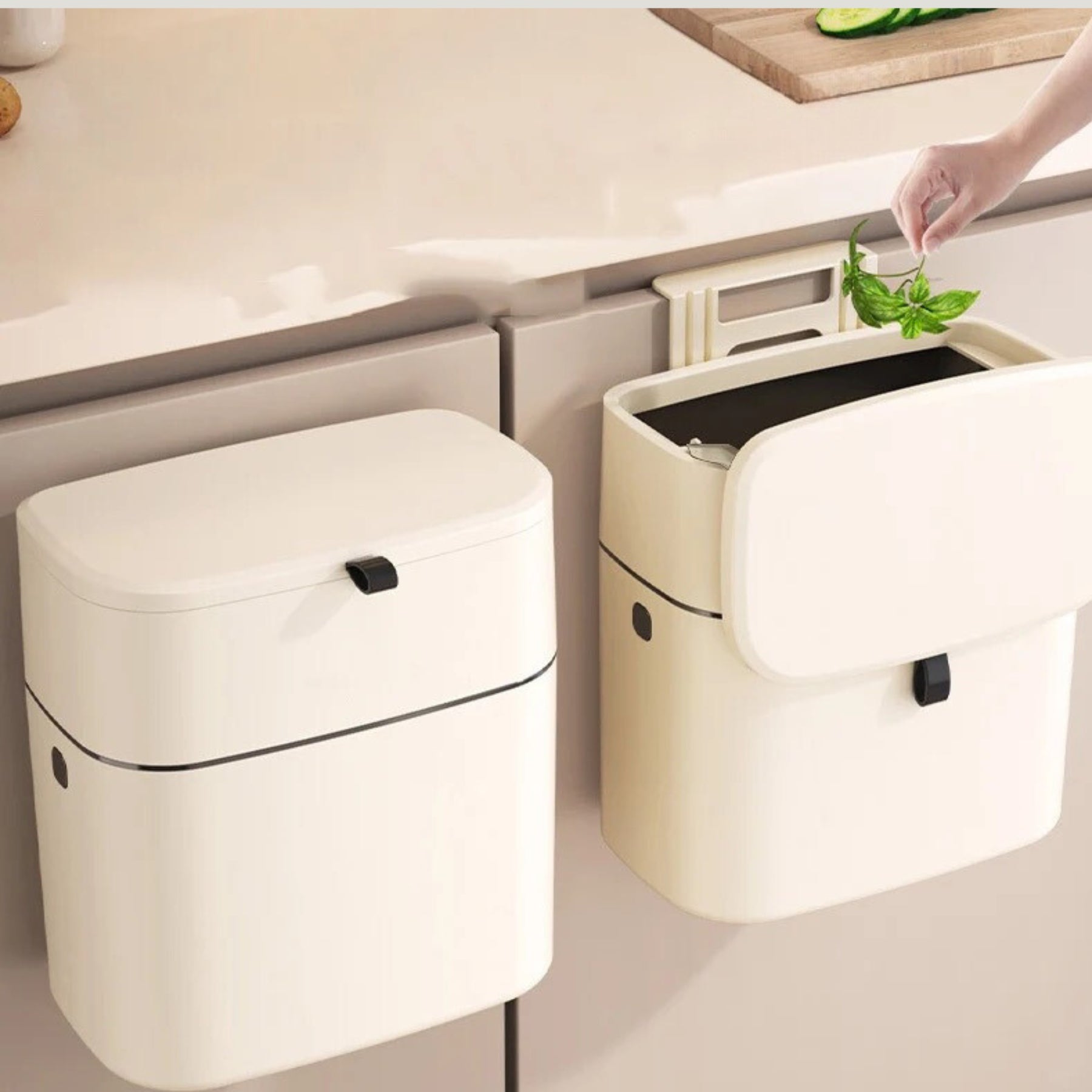 Hanging Trash Bin - White