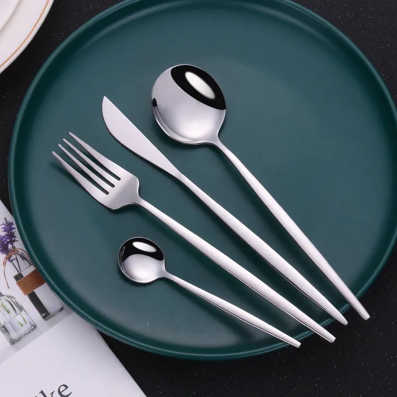 Sleek Cutlery Set - Silver