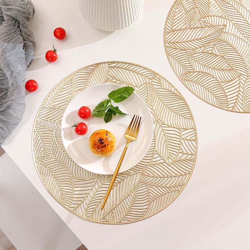 Placemat - Leaf Design - Gold