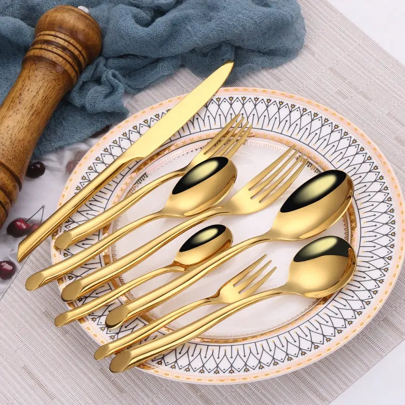 Rounded Cutlery Set - Gold